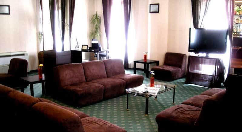 Hotel De La Ville Central Latina Exterior photo